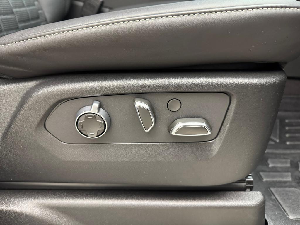 Cadillac Escalade Sport Platinum