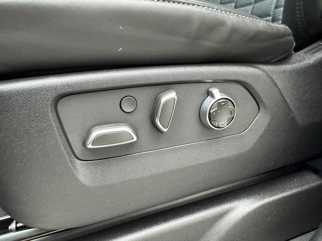 Cadillac Escalade Sport Platinum