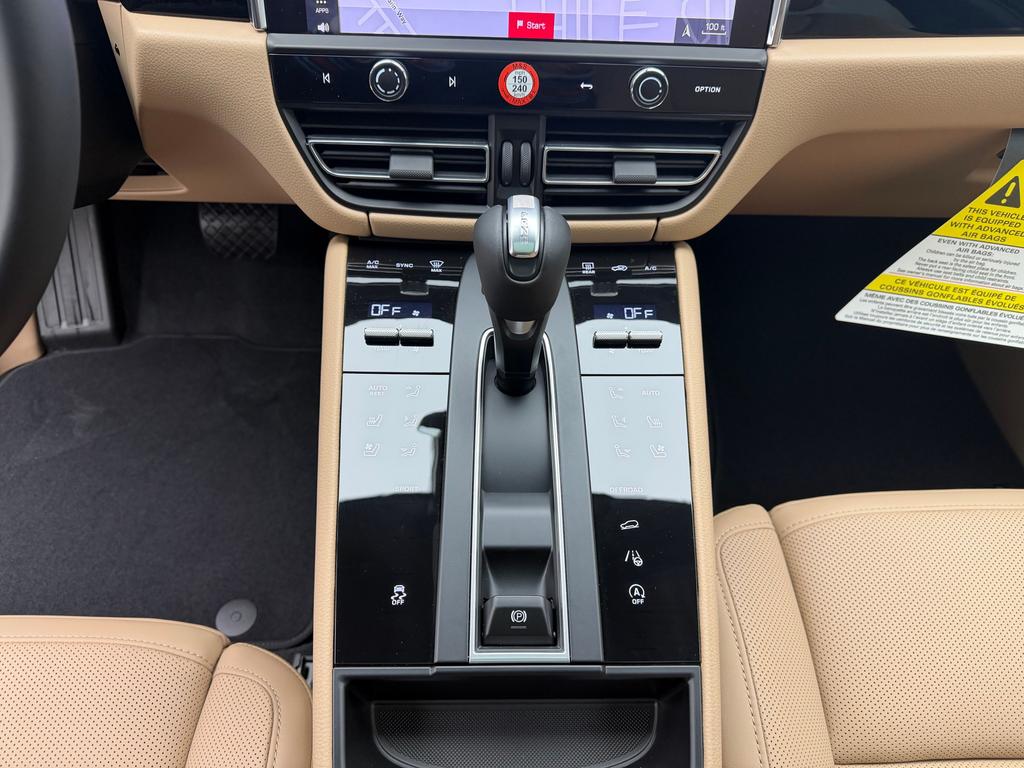 Porsche Macan Base