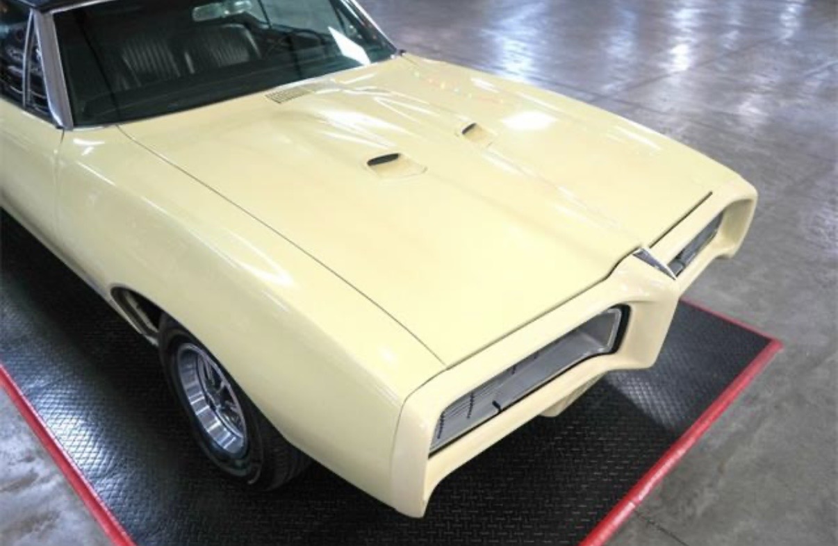 Pontiac GTO convertible