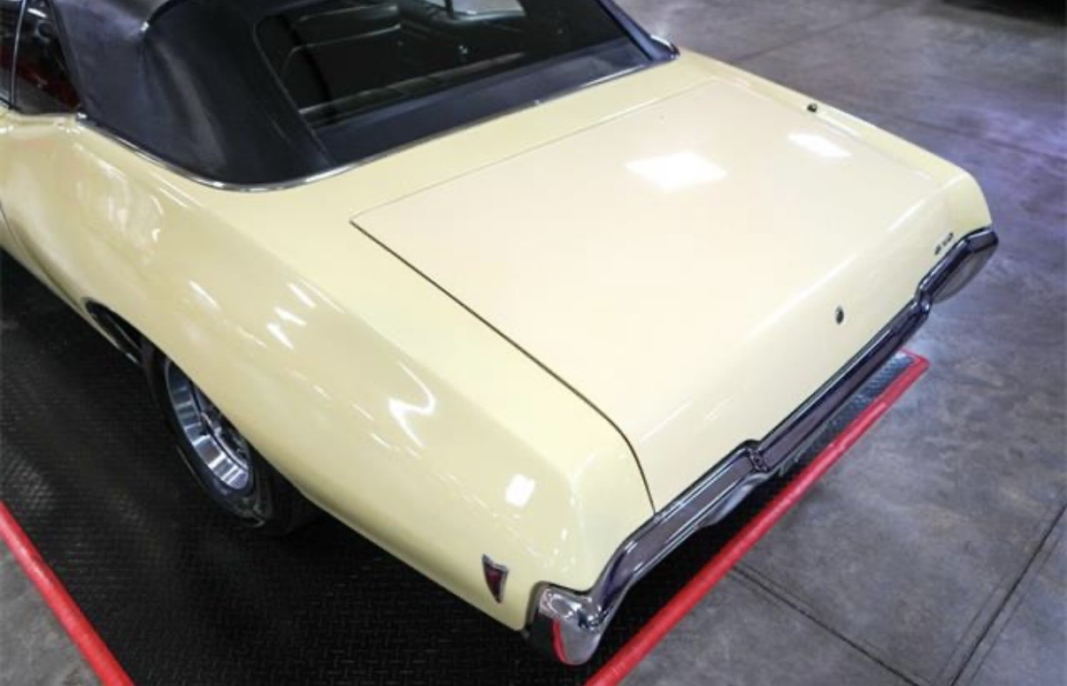 Pontiac GTO convertible