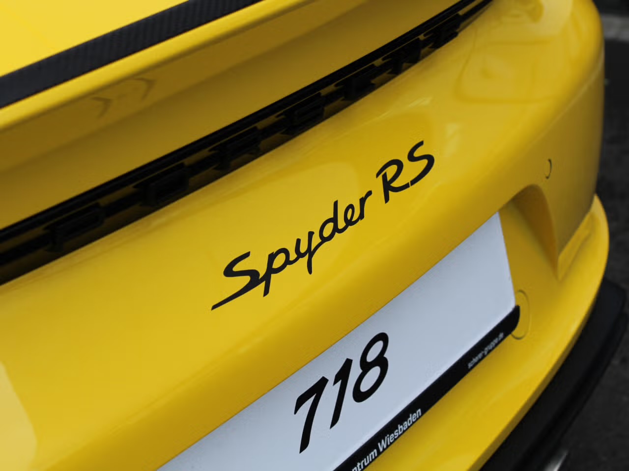 Porsche 718 Spyder RS