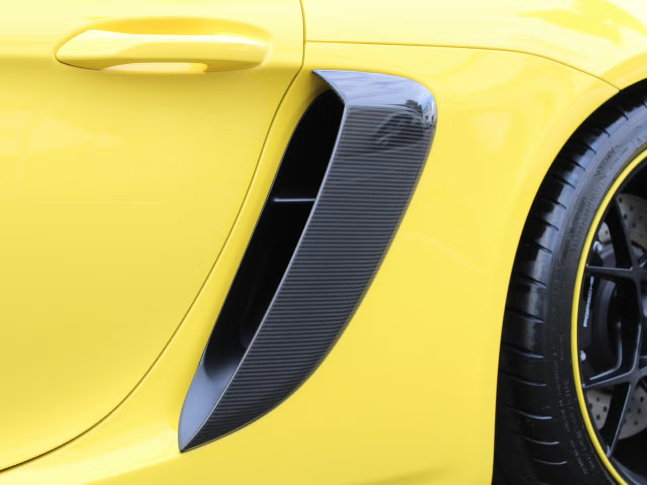 Porsche 718 Spyder RS