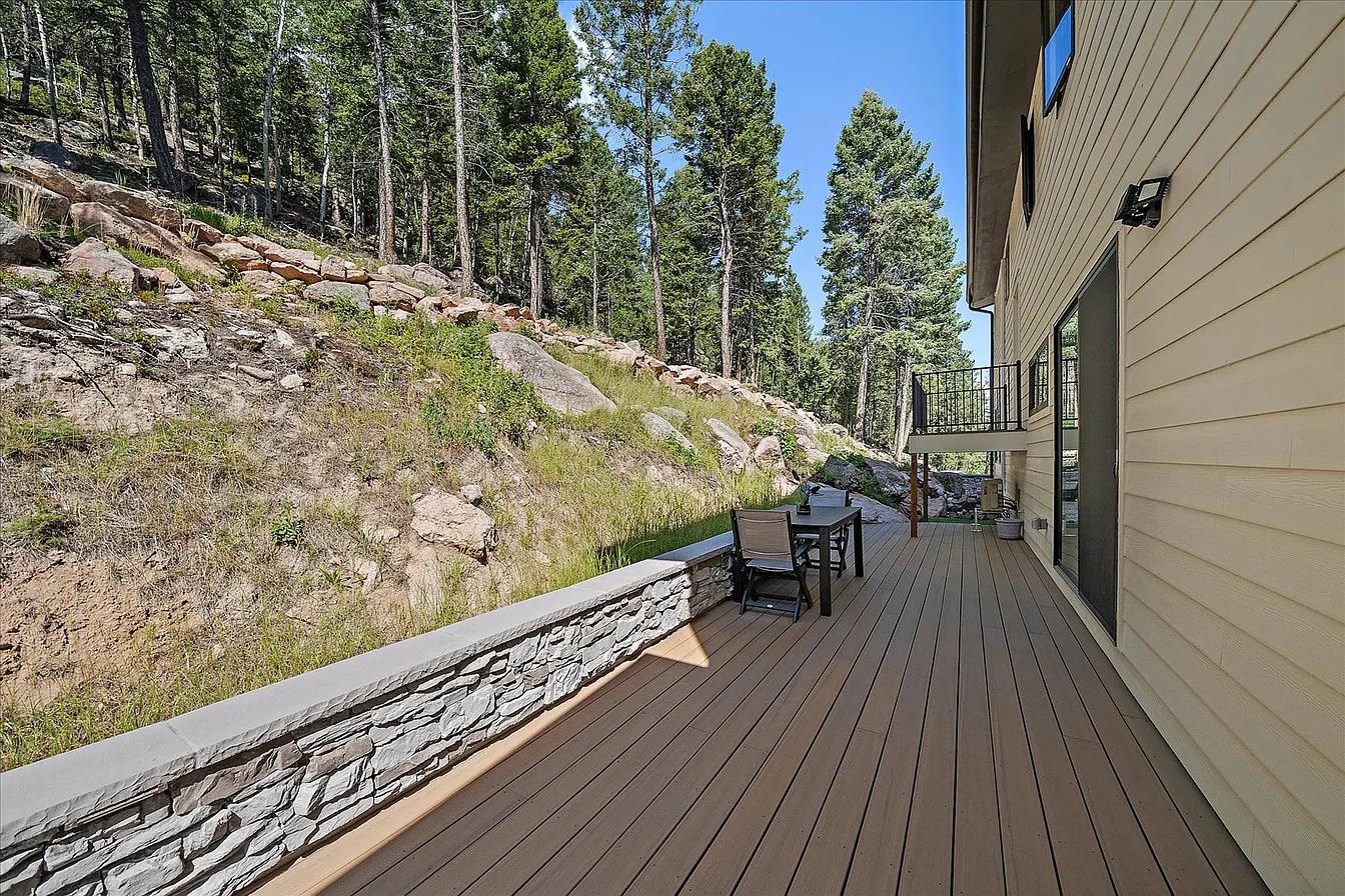 Christopher Drive Luxury Mountain Residence