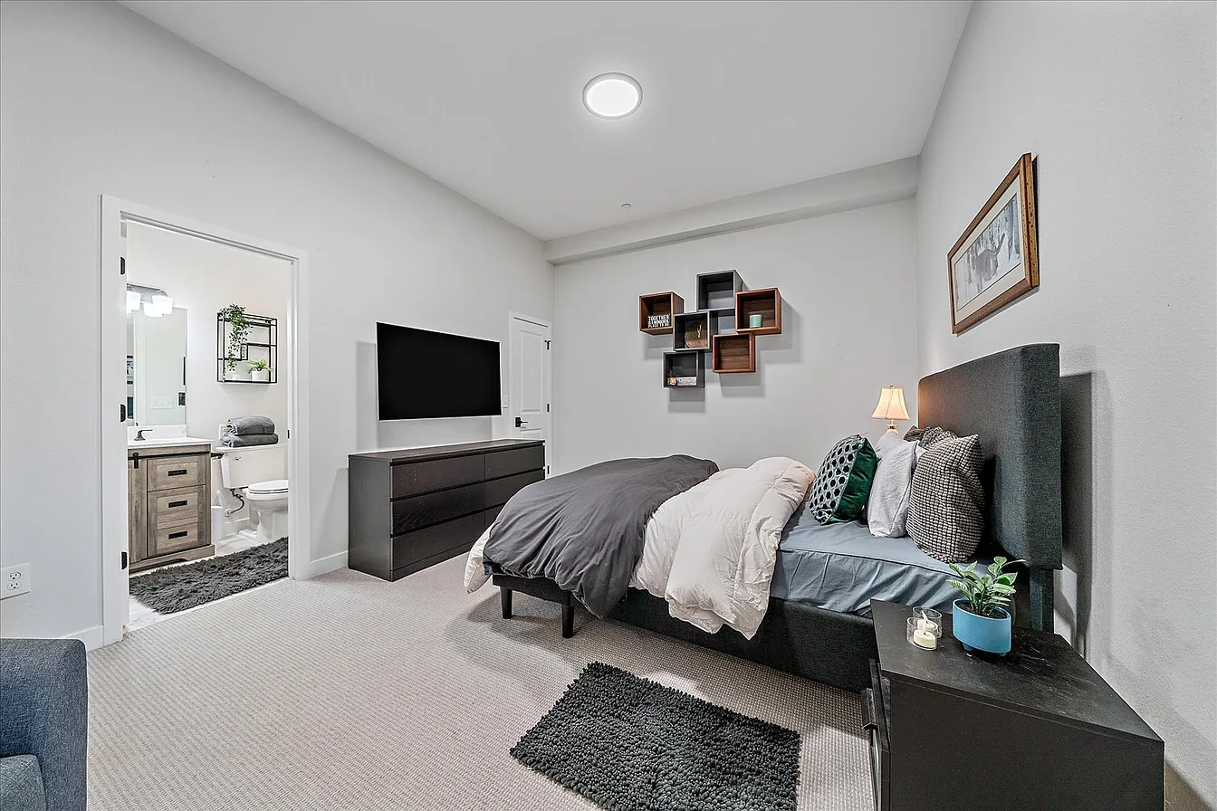 Christopher Drive Luxury Mountain Residence