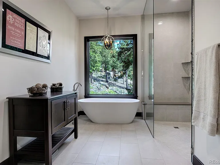 Hilltop Evergreen Luxury Mountain Estate