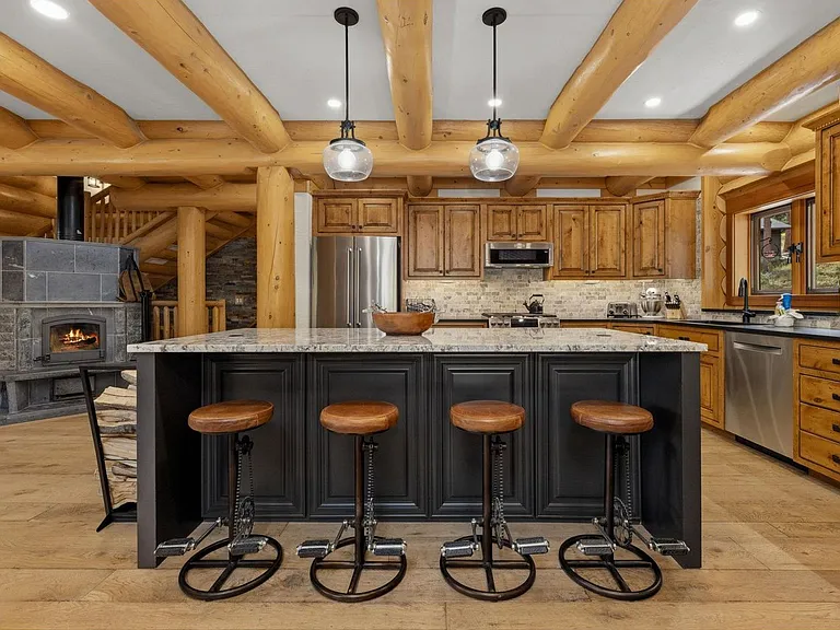 Timber Rest Lodge