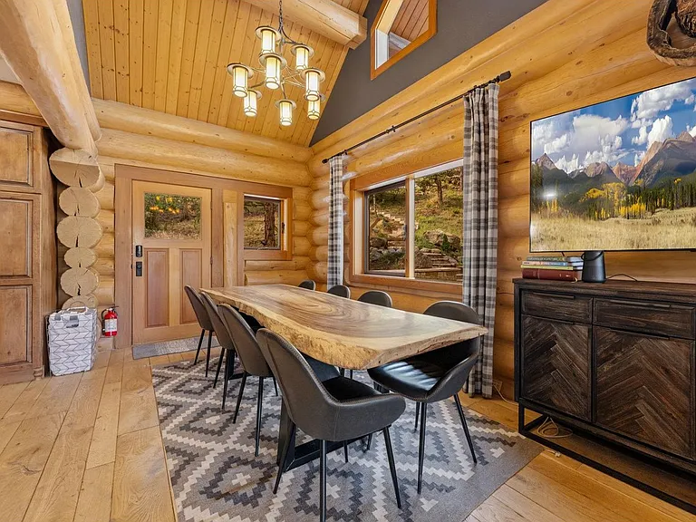 Timber Rest Lodge