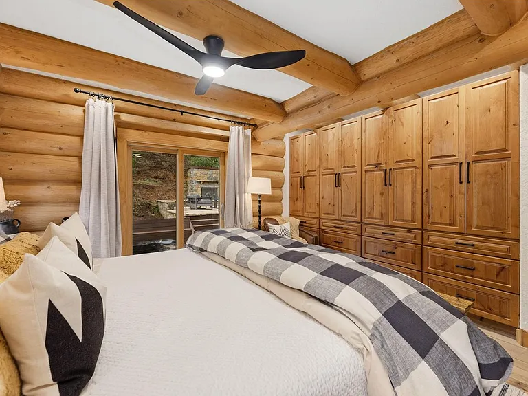 Timber Rest Lodge