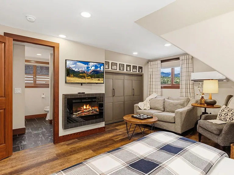 Timber Rest Lodge